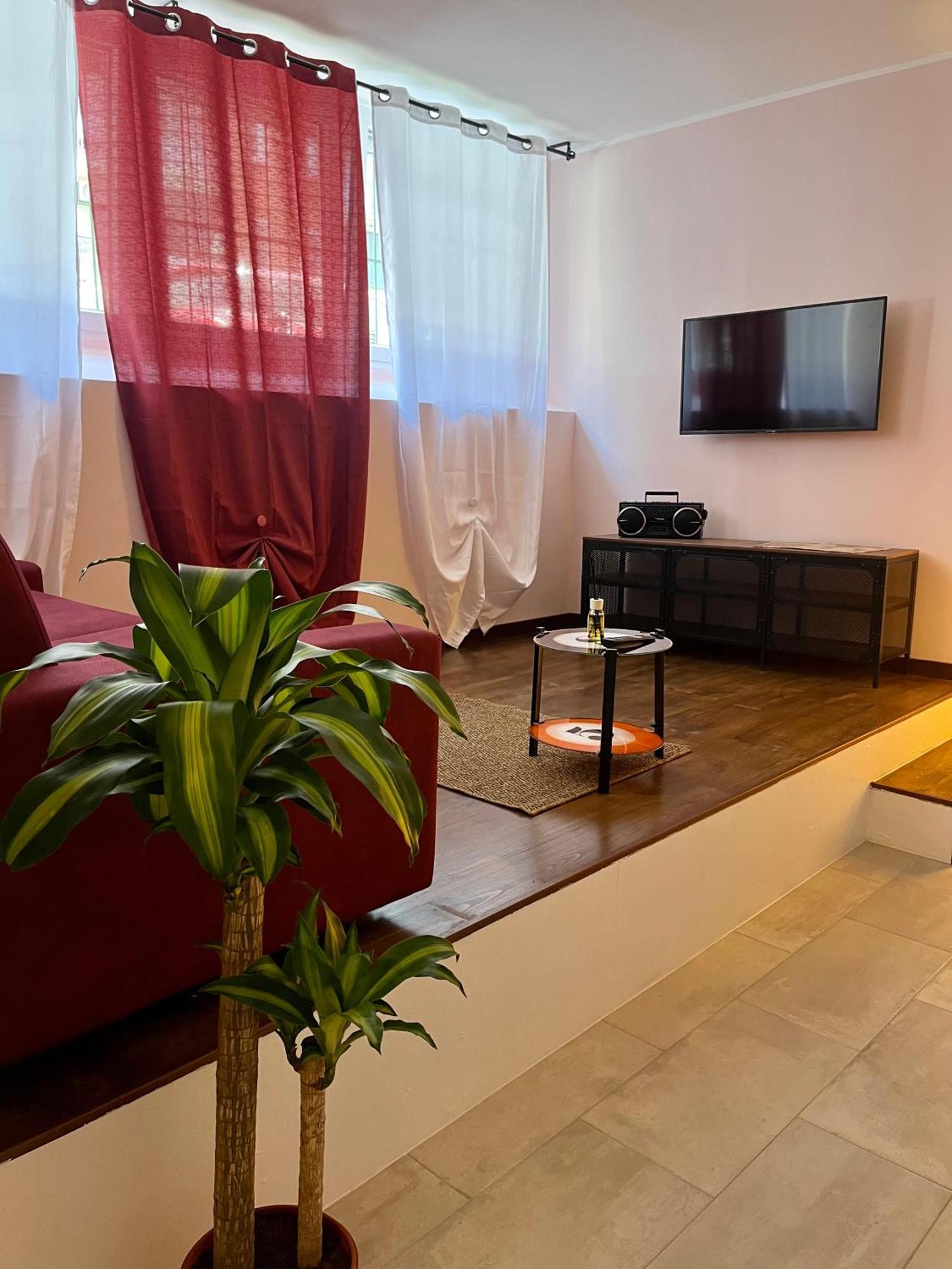 Suite Bohemien Chic - A 5 Fermate Dal Duomo Mediolan Zewnętrze zdjęcie